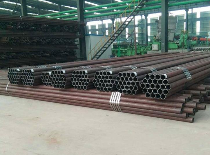 無縫鋼管.jpg 無縫鋼管.jpg